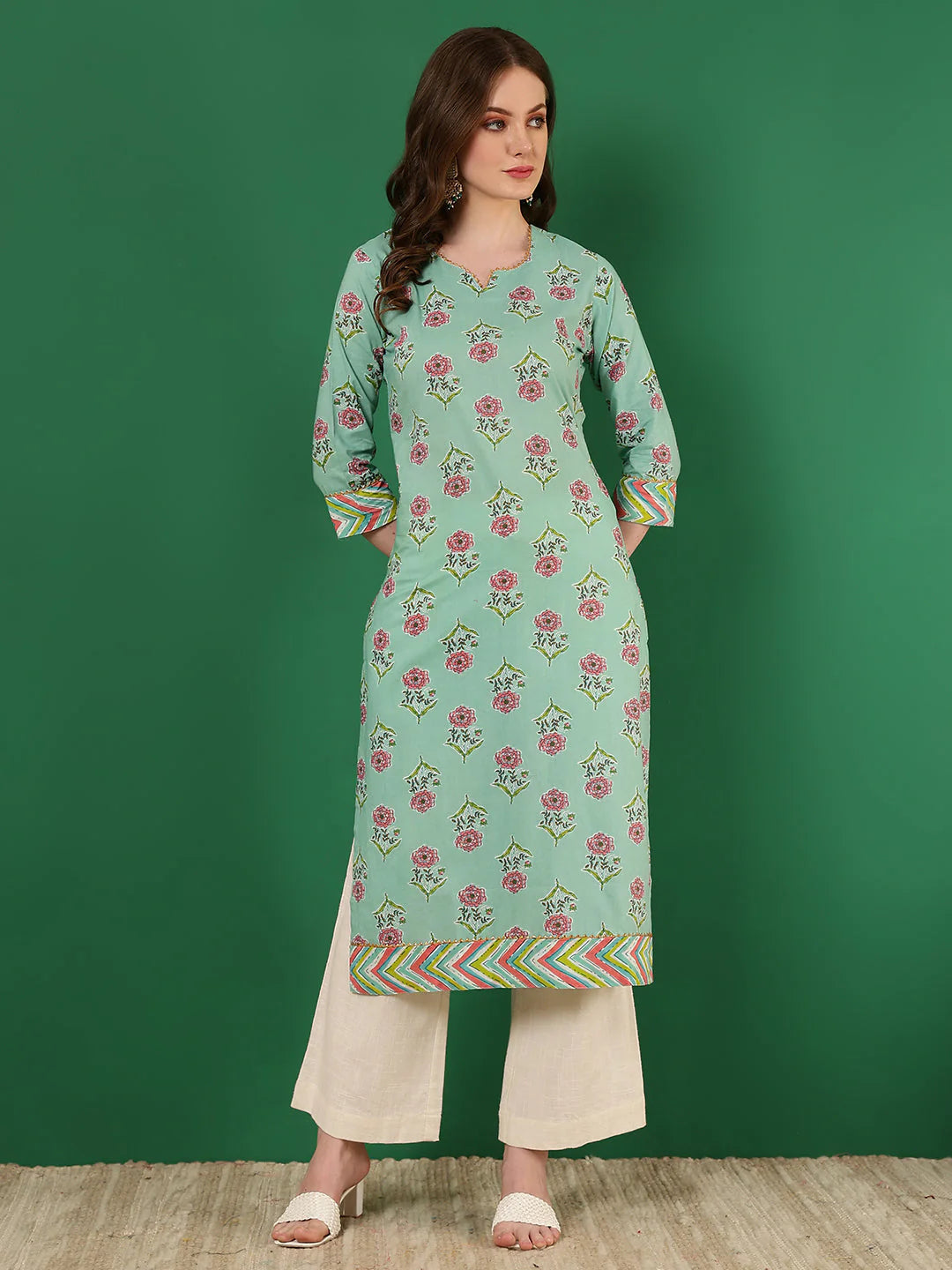 Cotton Printed Calf Length 3/4 Sleeve Round Neck Straight Kurta
