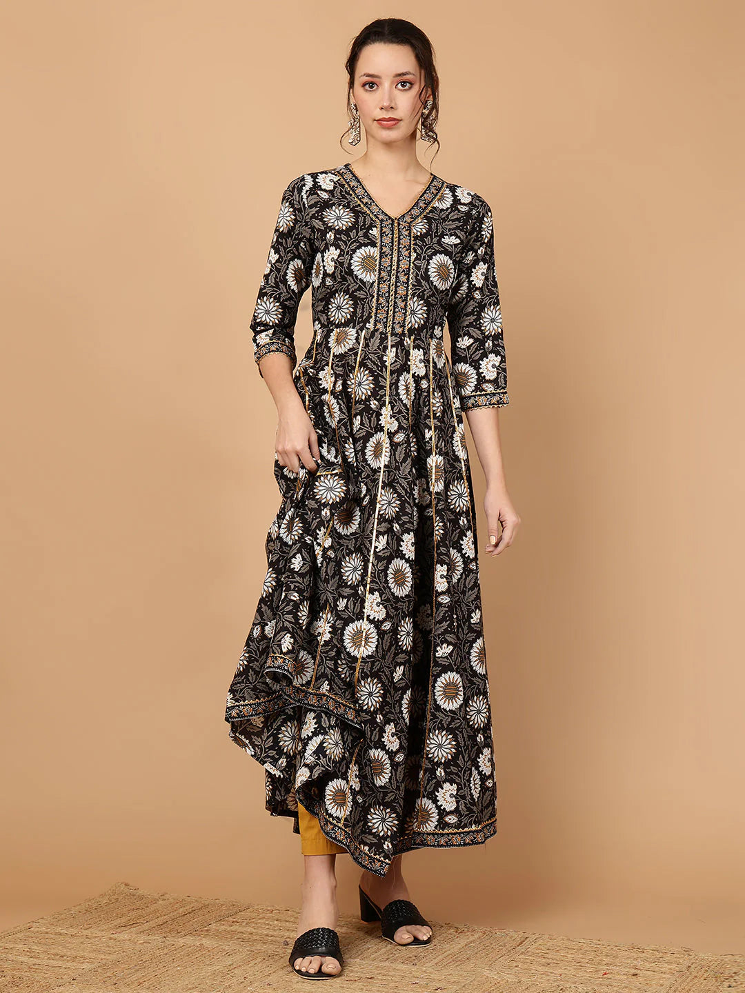Rayon Printed Ankle Length 3/4 Sleeve V-Neck Anarkali Kurta